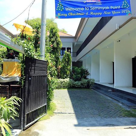 Reddoorz @ Raya Seminyak Hotel Buitenkant foto