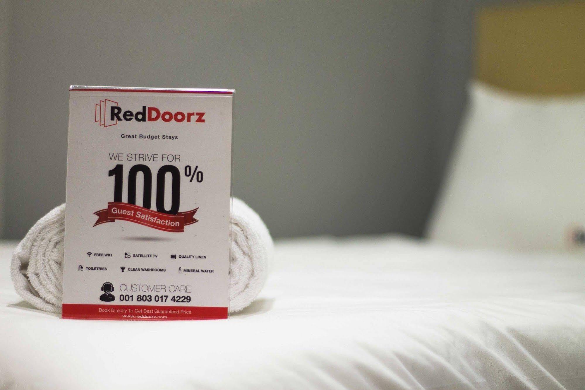 Reddoorz @ Raya Seminyak Hotel Buitenkant foto