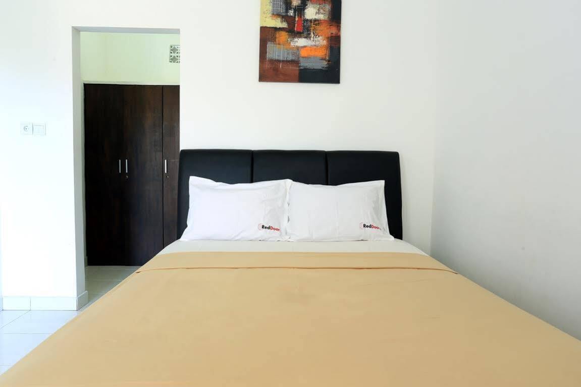 Reddoorz @ Raya Seminyak Hotel Buitenkant foto